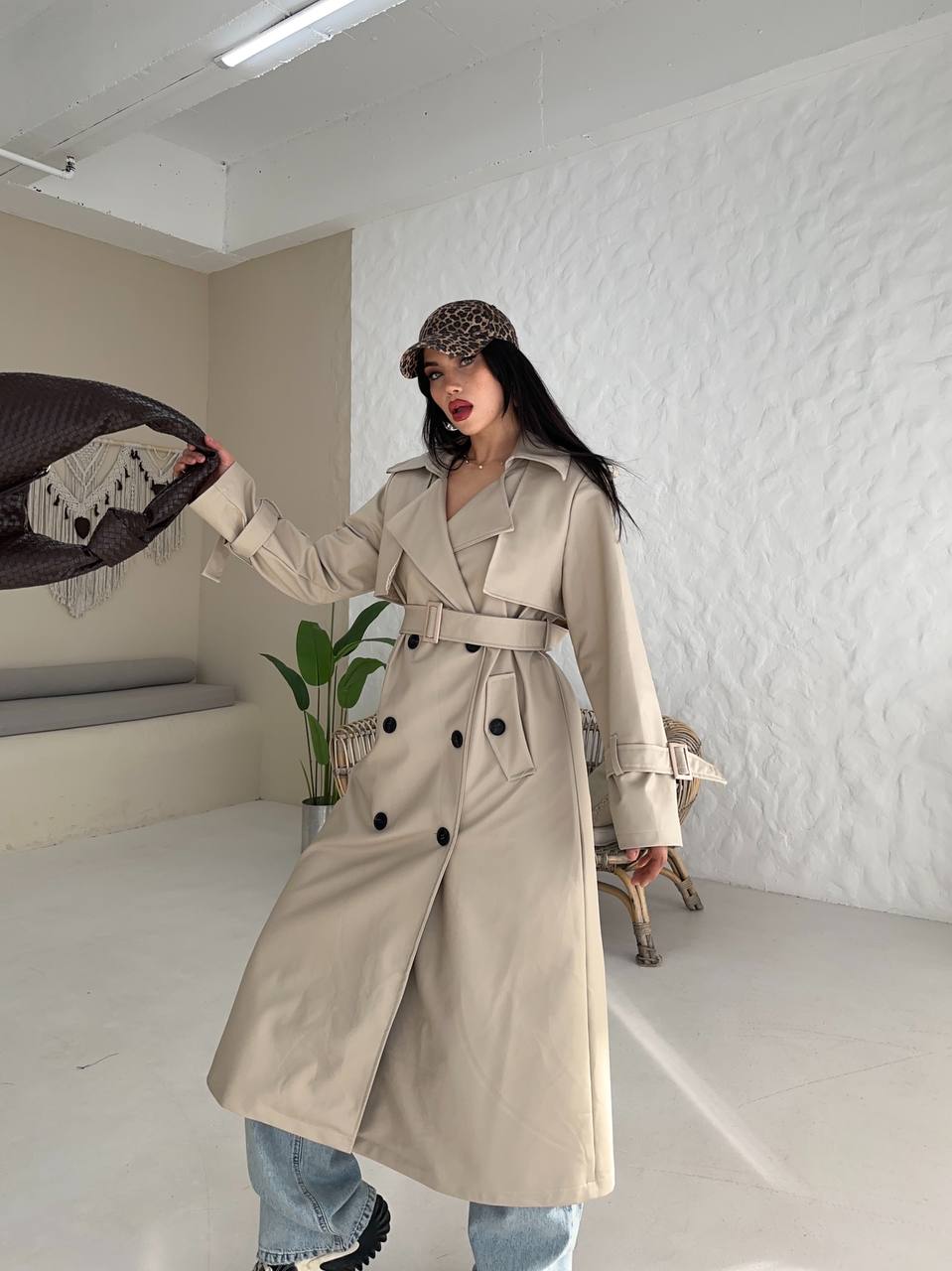 Kadın Klasik Kuşaklı Düğmeli Deri Trençkot
